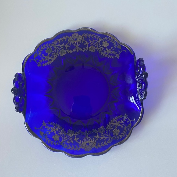 Vintage COBALT BLUE GLASS Tray by New Martinsville/Viking Glass Handled With Sil - Picture 3 of 8